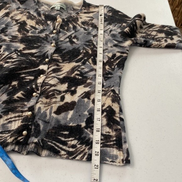 Beth Bowley Nordstrom Floral Watercolor Pearl Button Cardigan Lambs Wool Angora - Picture 12 of 16